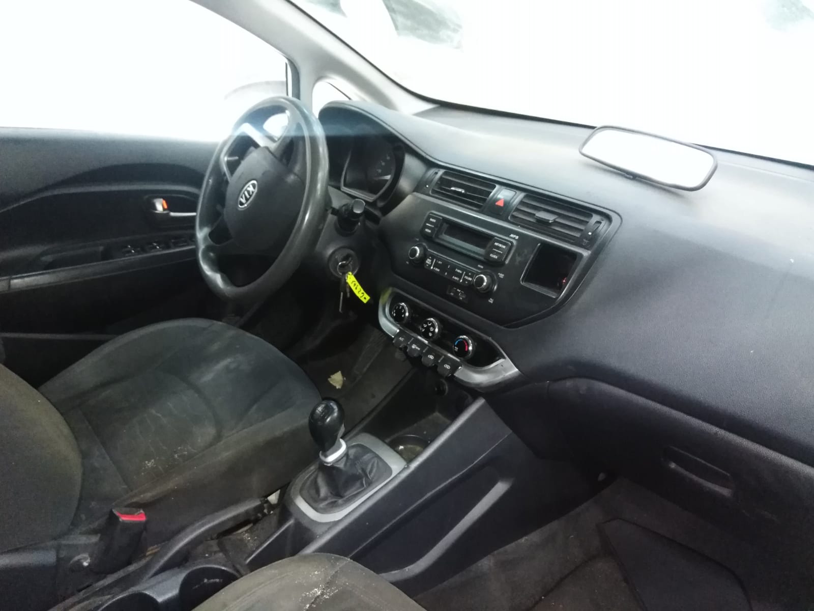  Kia RIO 2012    EN DESARME